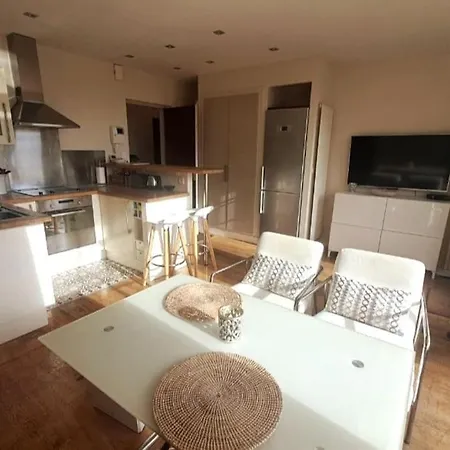 Апартаменты T2 Centre, A 2 Minutes, Parking Ss Аркашон