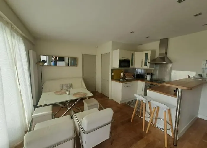 Apartment T2 Centre, A 2 Minutes, Parking Ss Arcachon