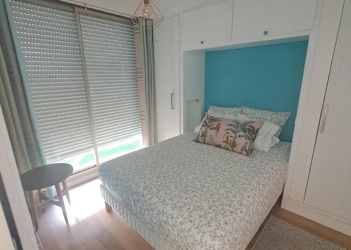 Apartment T2 Centre, A 2 Minutes, Parking Ss *